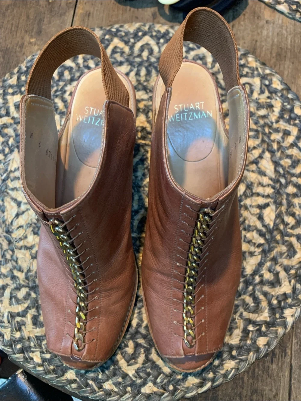Stuart Weitzman Brown Leather Slingback Mules with Gold Chain - Picture 2 of 13